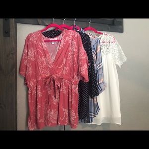 Maternity clothing lot size large